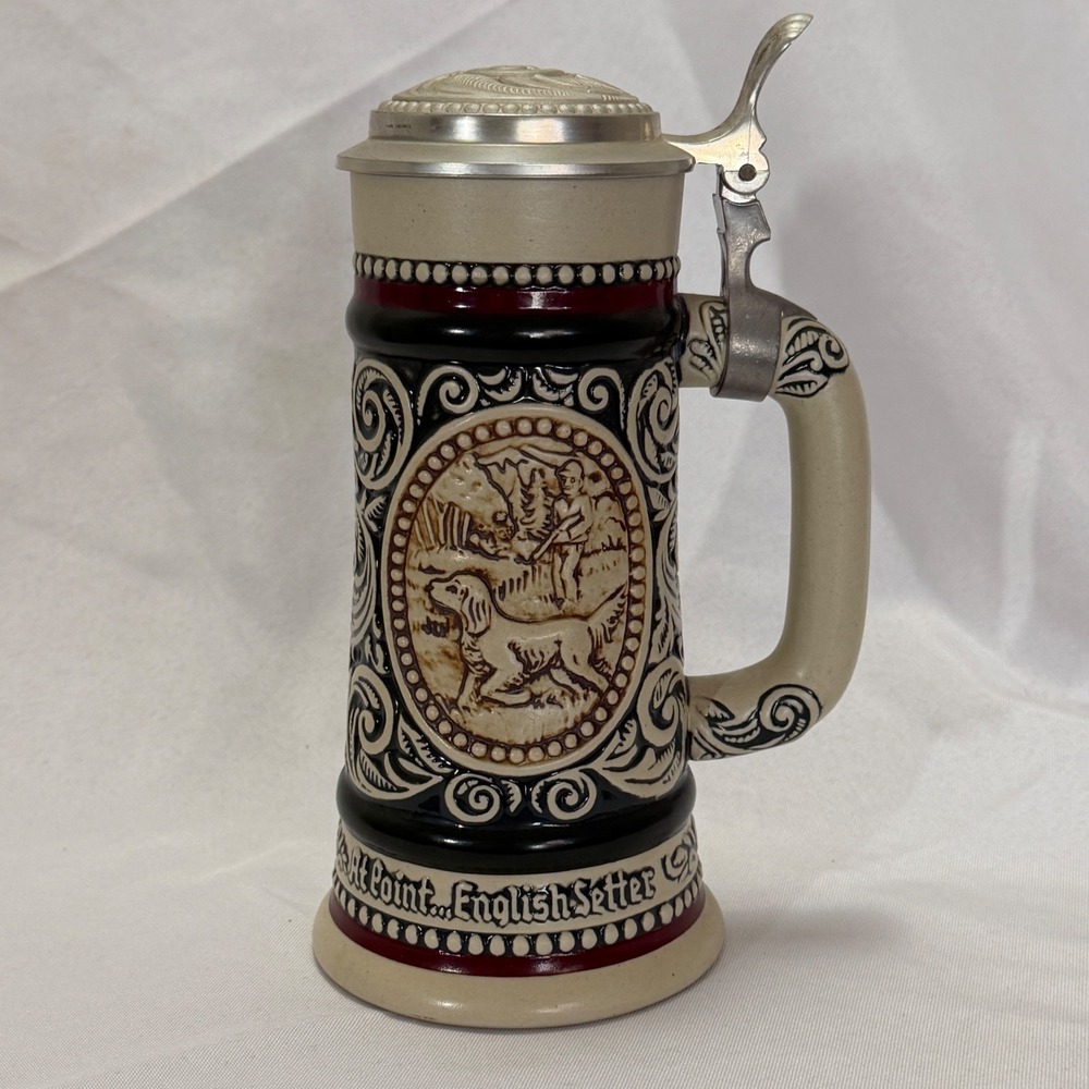 Vintage 1978 Avon Beer Stein Hunting Fishing English Setter Lidded Tankard Cabin